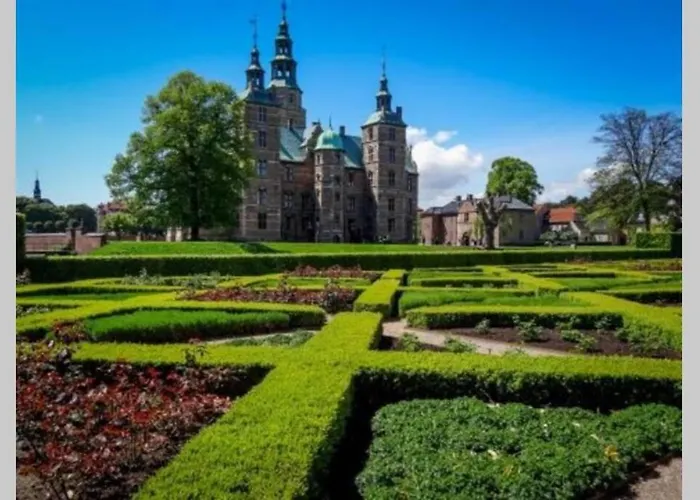 Апартаменты The Heart Of Copenhagen-queen's Neighbor