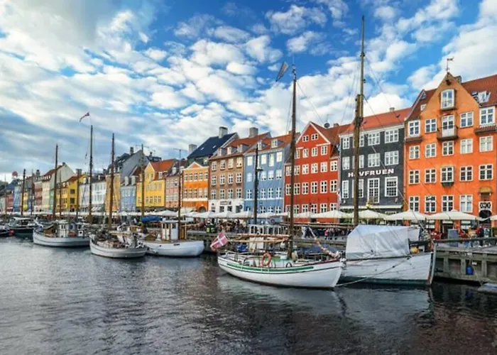 The Heart Of Copenhagen-queen's Neighbor Апартаменты Копенгаген