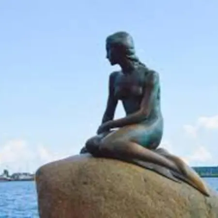 The Heart Of Copenhagen-queen's Neighbor * Kopenhaga